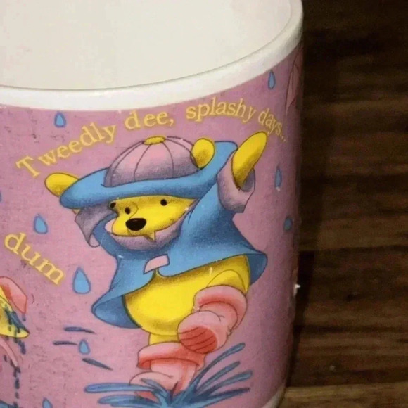 VINTAGE winnie the pooh tea coffee cup mug tweedly dee hum di dum - Picture 5 of 8